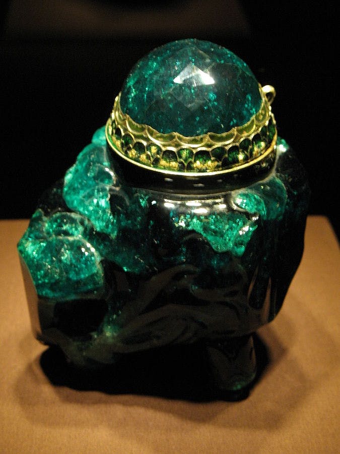 emerald unguentarium - world's largest emeralds